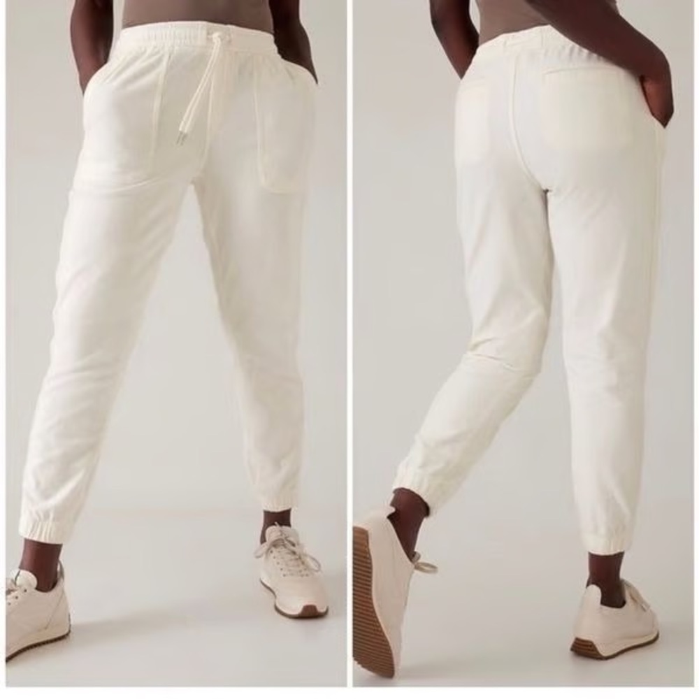 NEW Athleta Farallon Joggers Magnolia White Size XL